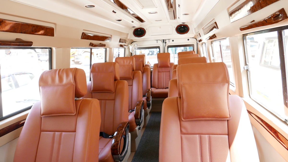 12 Seater Tempo Traveller Rental Delhi NCR
