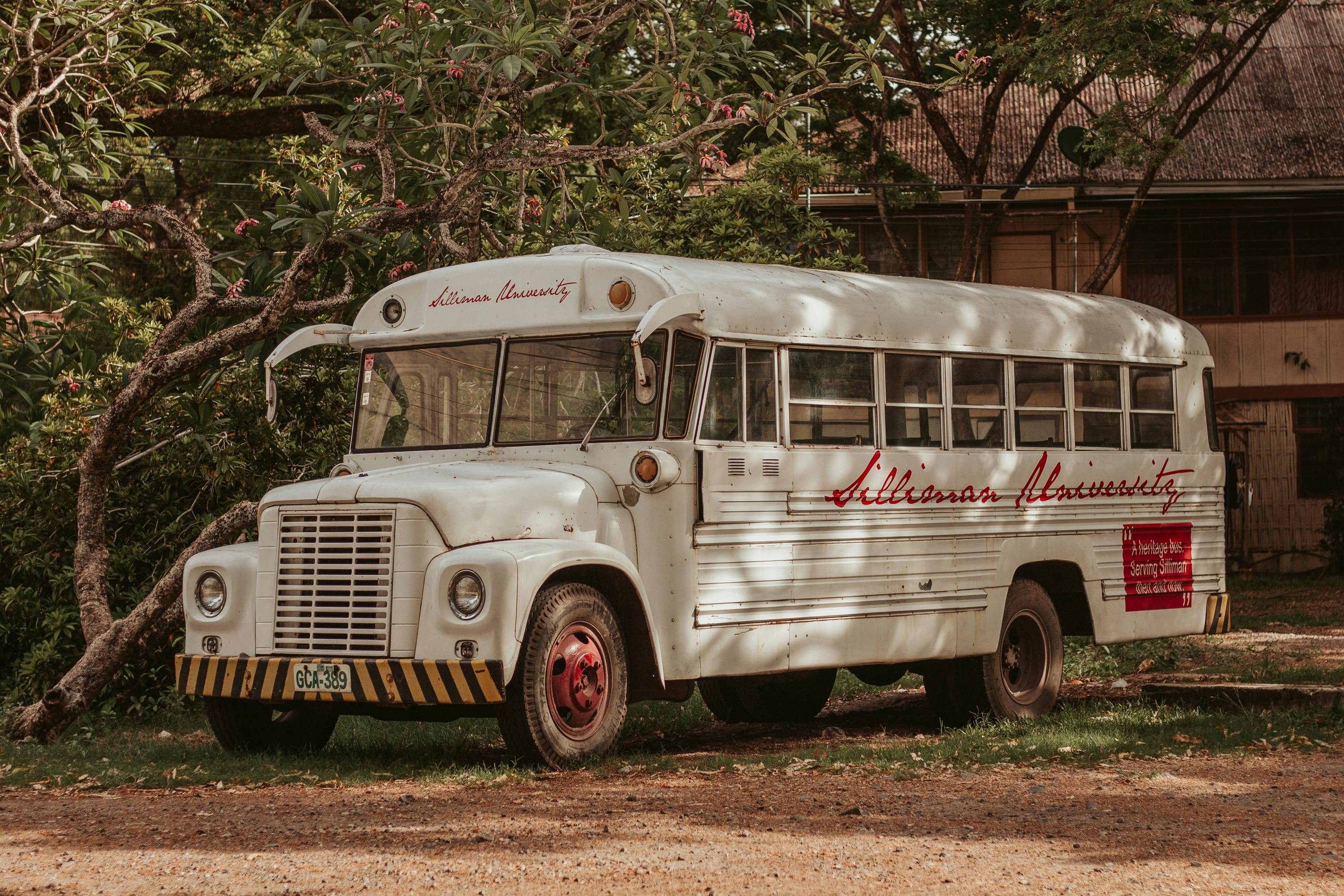 17 Seater Tempo Traveller Hire Ghaziabad