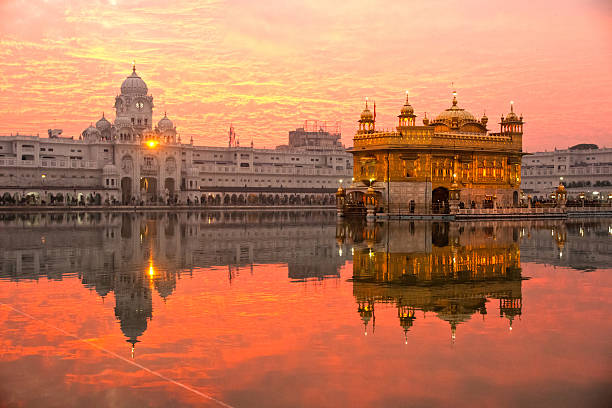 Amritsar tempo traveller from Delhi